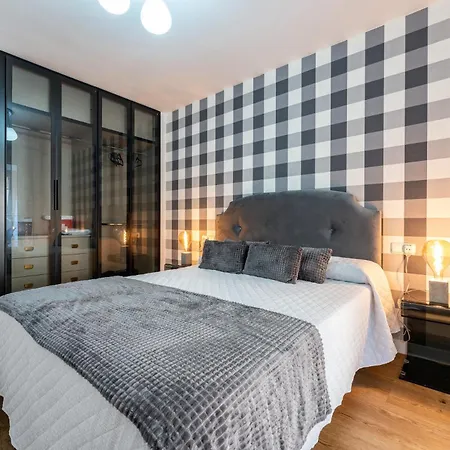 Malagasuite Premium Torrequebrada Apartment *